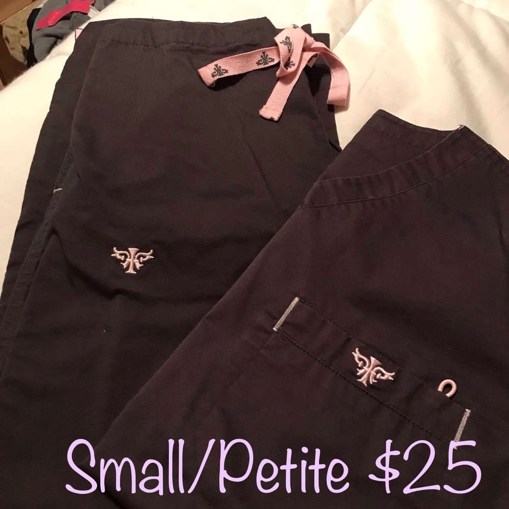 Med Couture Women’s Scrubs